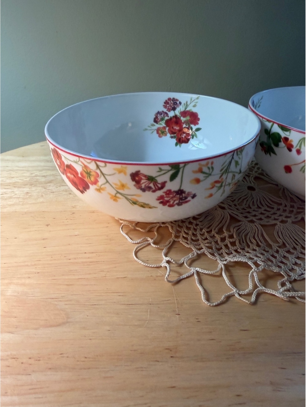 Mikasa Wildflower Garden Red Bone China Serving Bowls - Set of 2 - Picture 2 of 9
